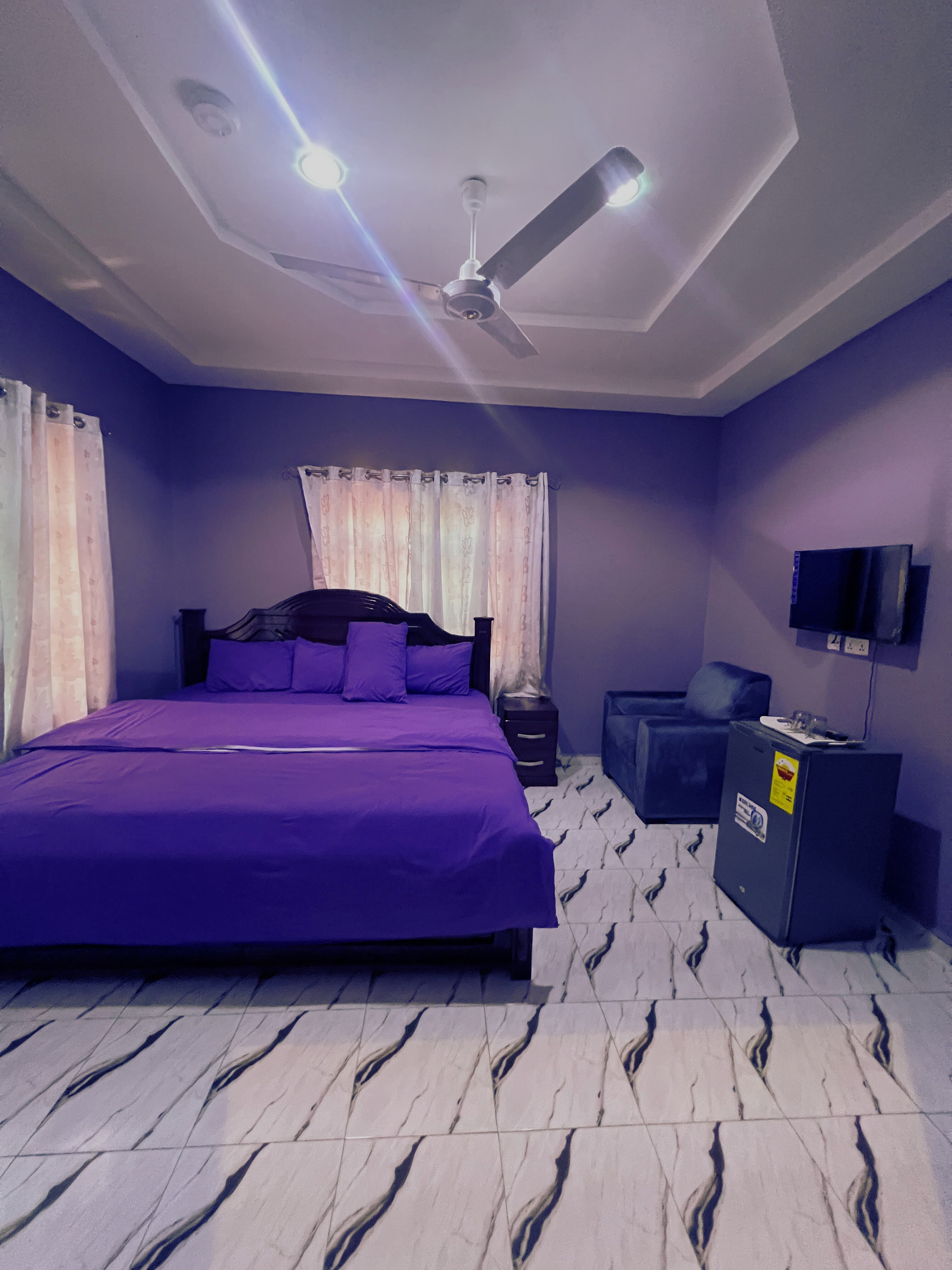 Imperial Becoming Lodge exterior